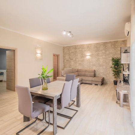 מלון נאפולי Color House מראה חיצוני תמונה
