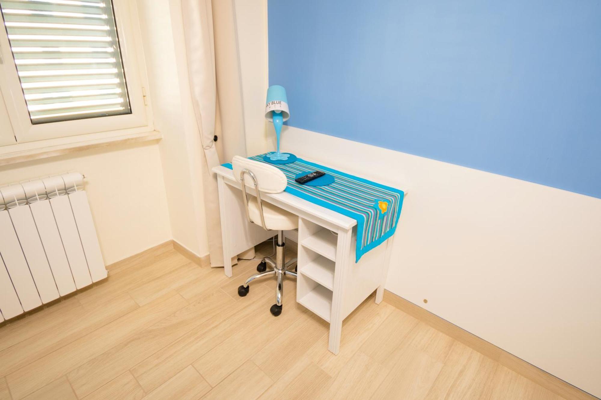 מלון נאפולי Color House מראה חיצוני תמונה